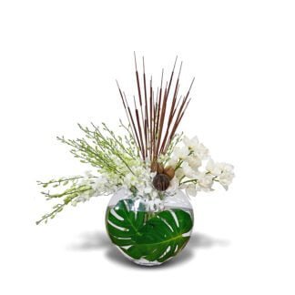 fiancee-centerpiece-